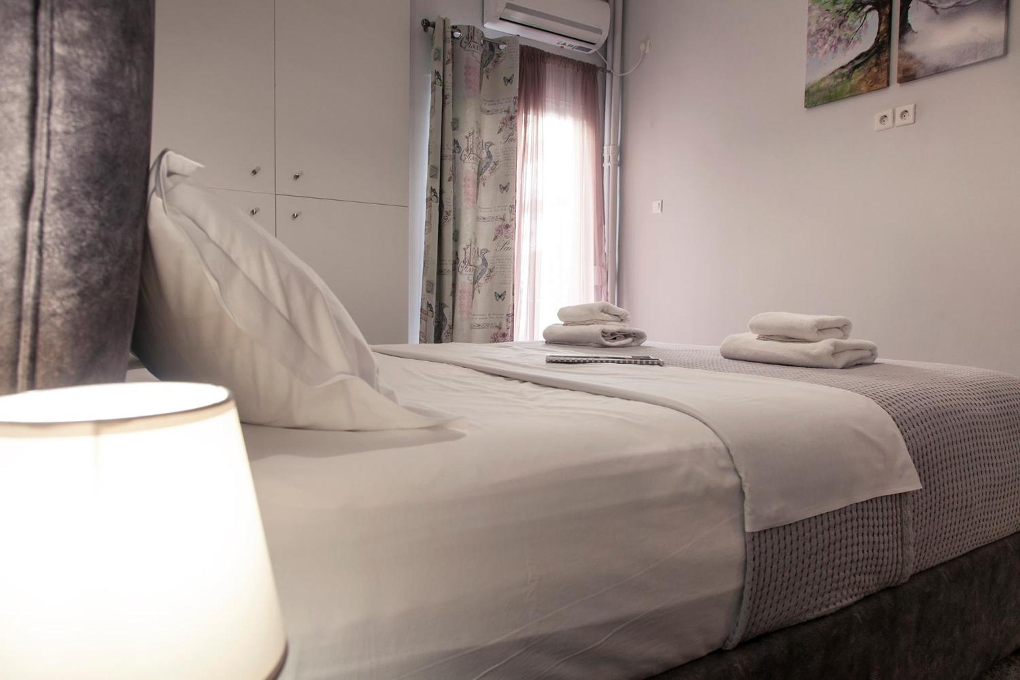 Suite 04 - Smart Cozy Suites - In The Heart Of Athens - 5 Minutes From Metro Экстерьер фото